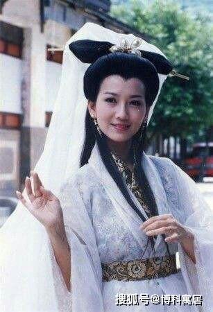 白娘子变成人瞬间视频